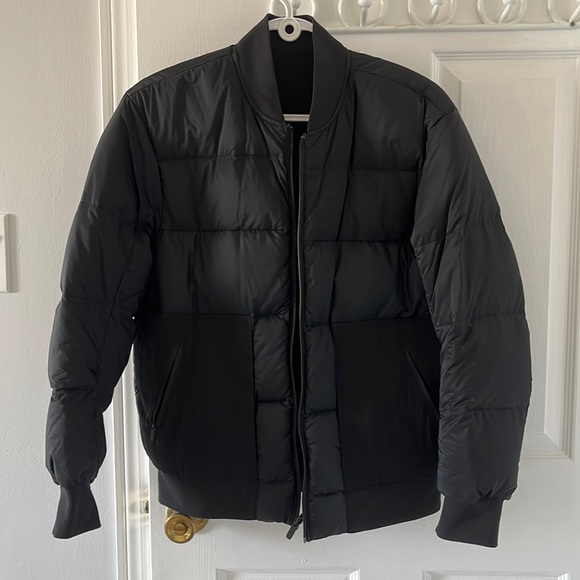 Lululemon reversible black bomber jacket - Picture 4 of 6